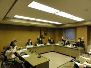 都市整備消防常任委員会の様子