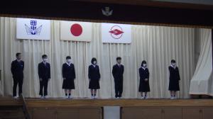生徒朝会で新専門委員長のあいさつ