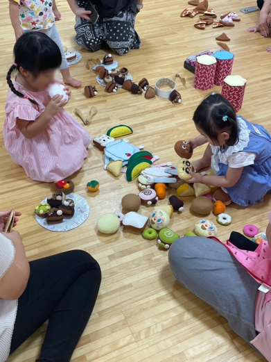 子育てサロンの様子２