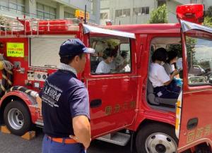 展示ブース見学③