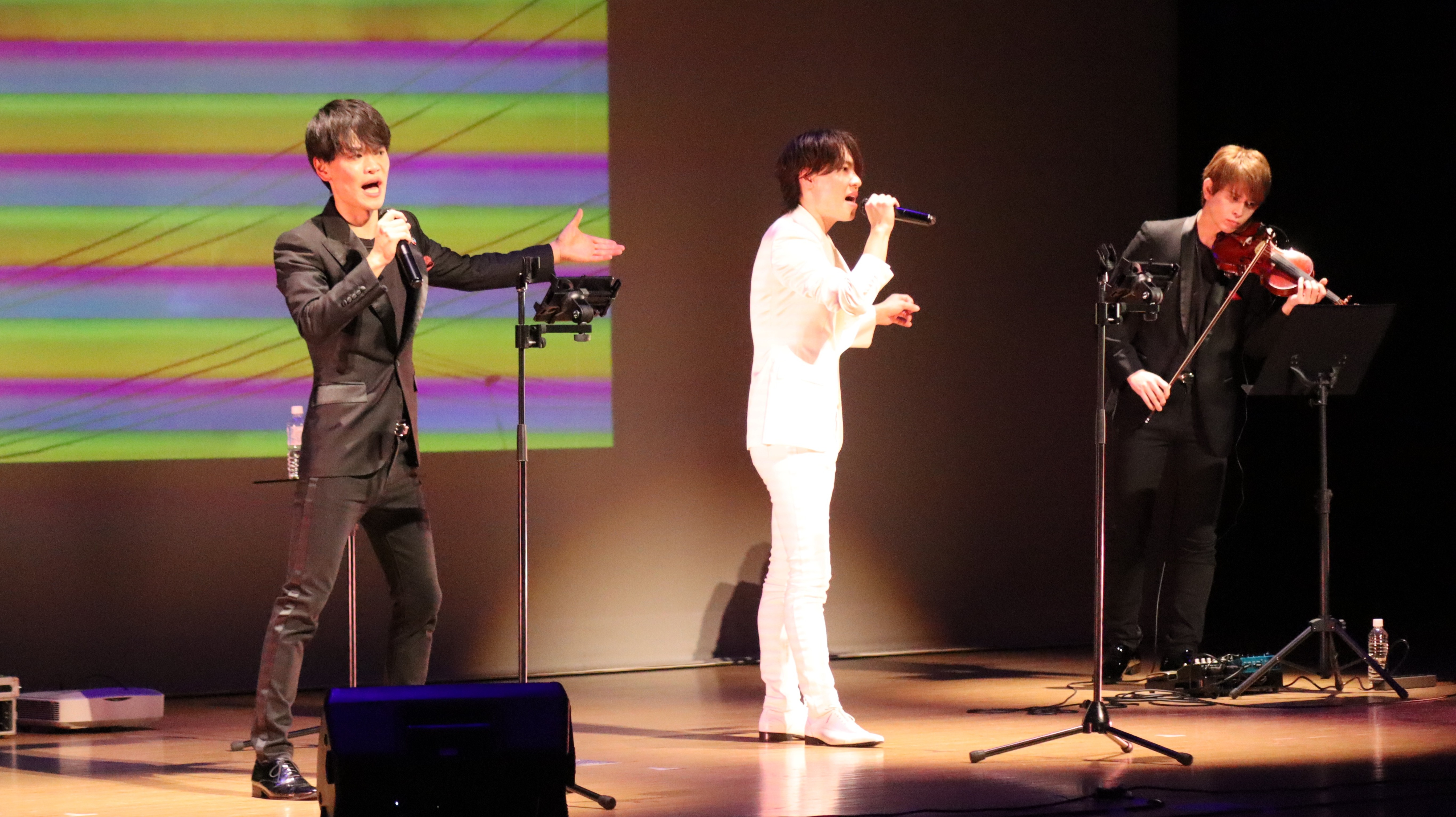 江上怜那さんと江上遥さんと武田さん1