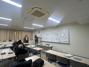 ②