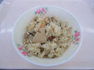 画像(たけのこご飯)